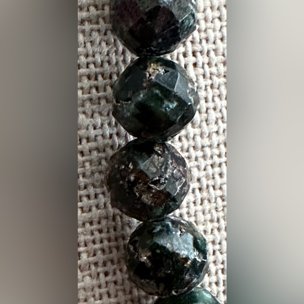 22 inch Fluorite and Seraphinite bead necklace NWOT - Picture 10 of 11